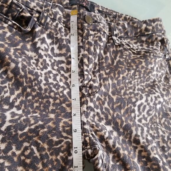 Jen 7 by 7 For All Mankind Animal Print Ankle Skinny Jeans - Picture 9 of 10